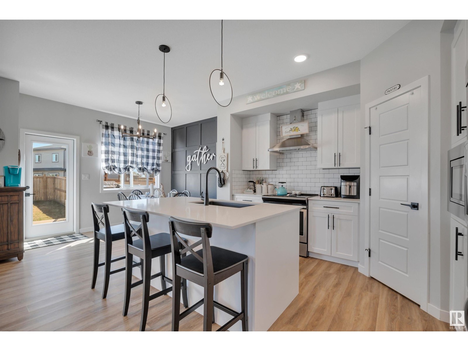 1 ROLSTON CO, Leduc
