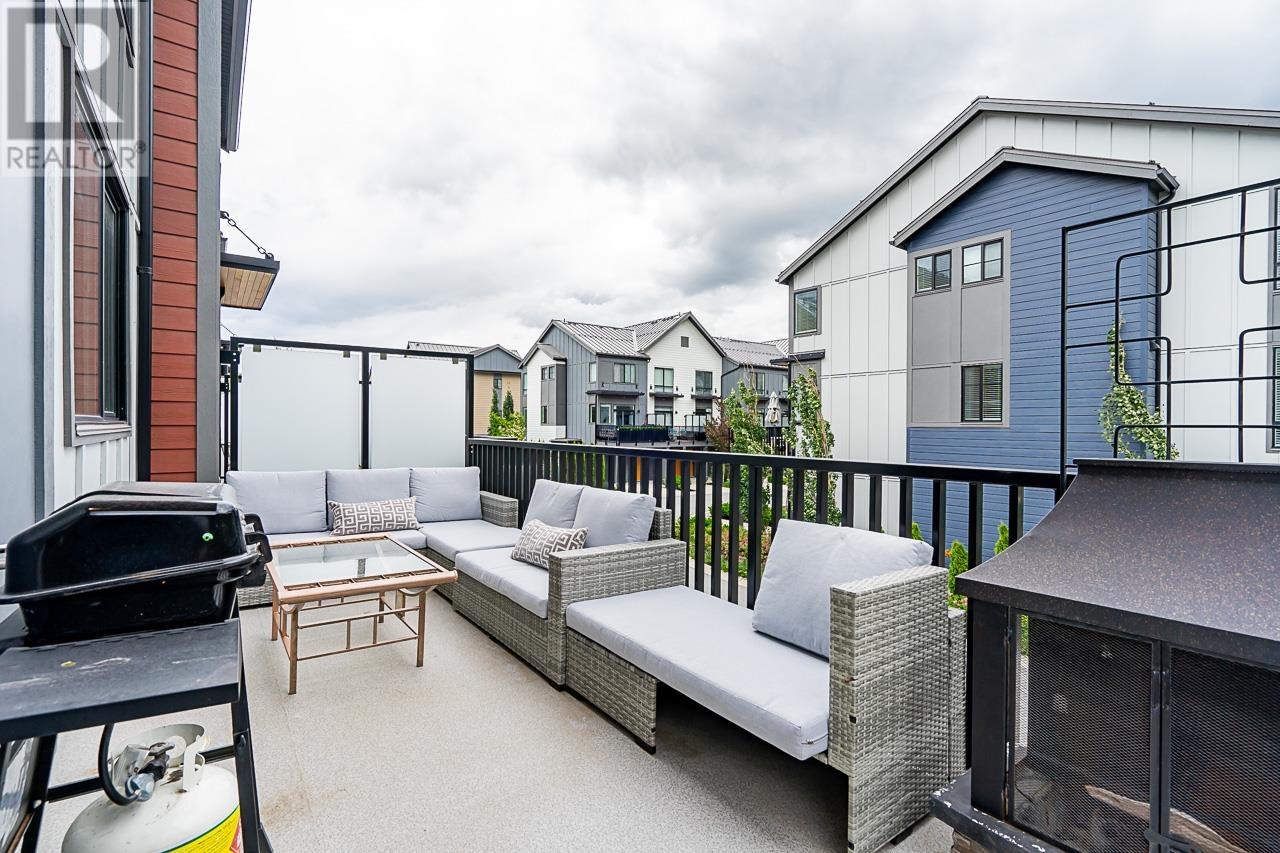 37981 HELM WAY, Squamish