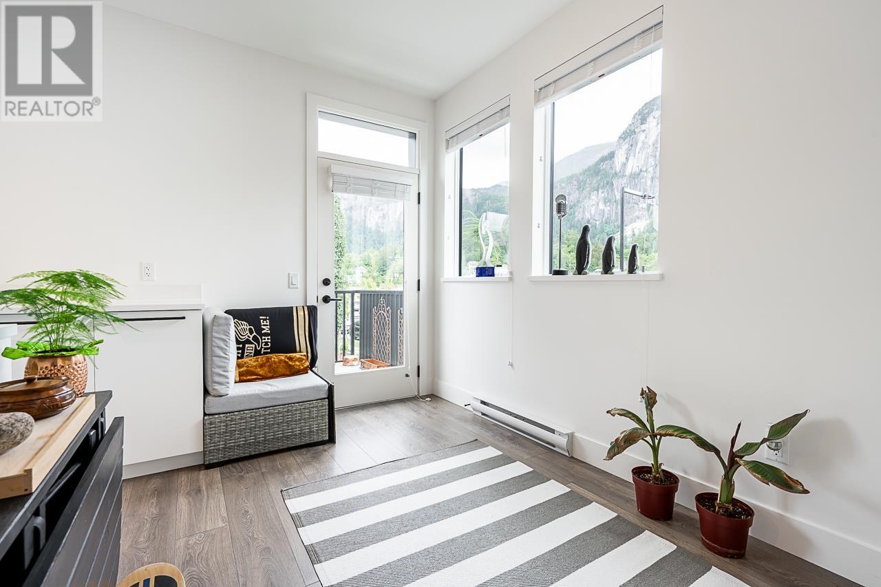 37981 HELM WAY, Squamish