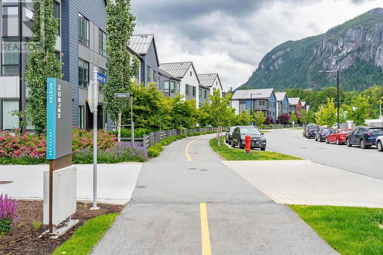 37981 HELM WAY, Squamish