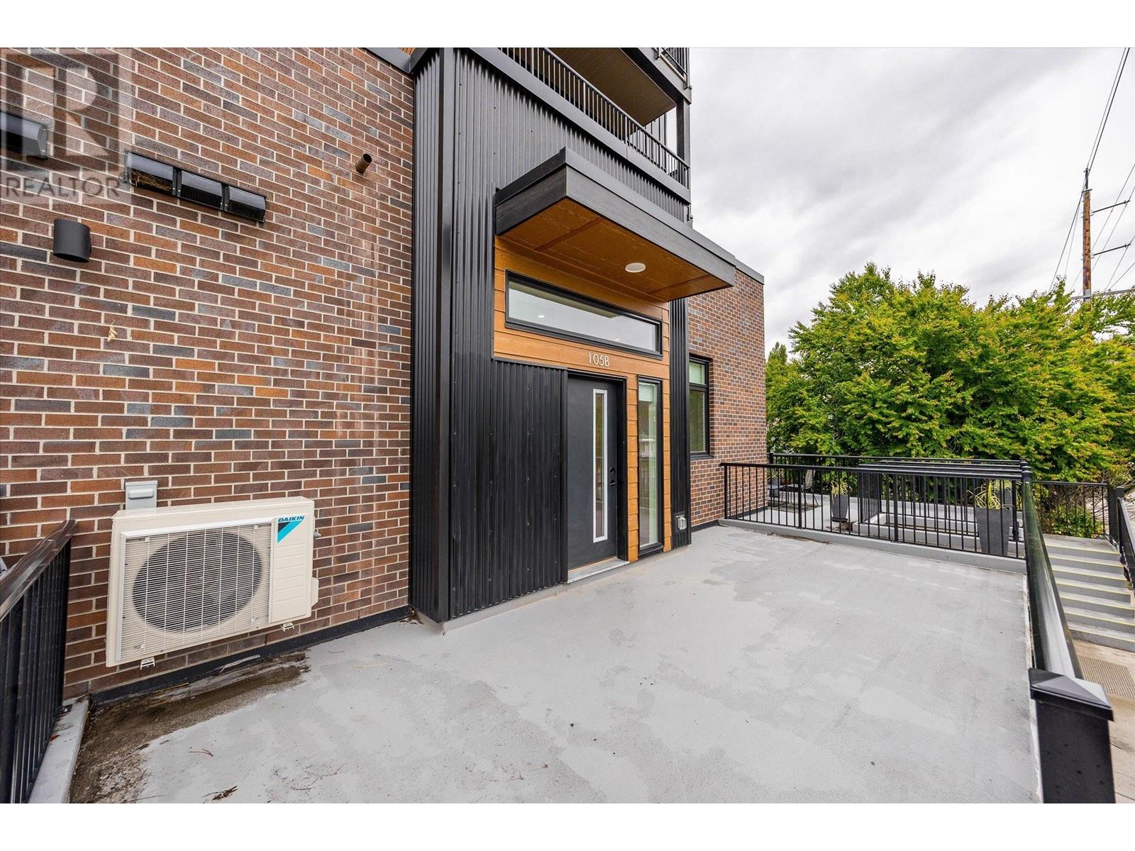 105B 660 Cawston Avenue, Kelowna