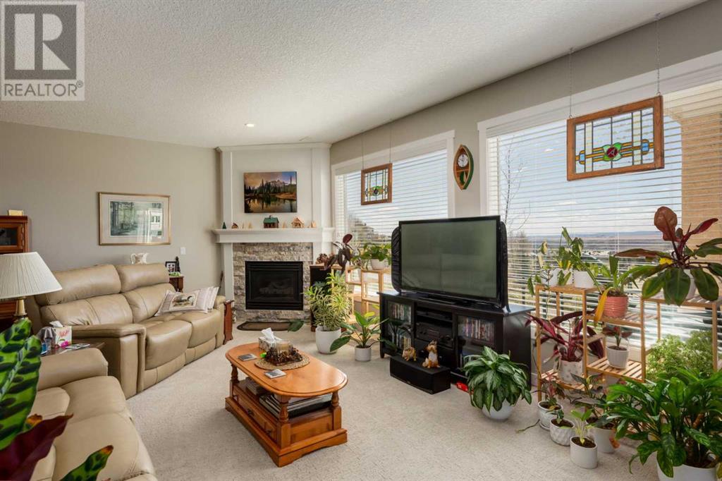 26 Eagleview Way, Cochrane, Alberta