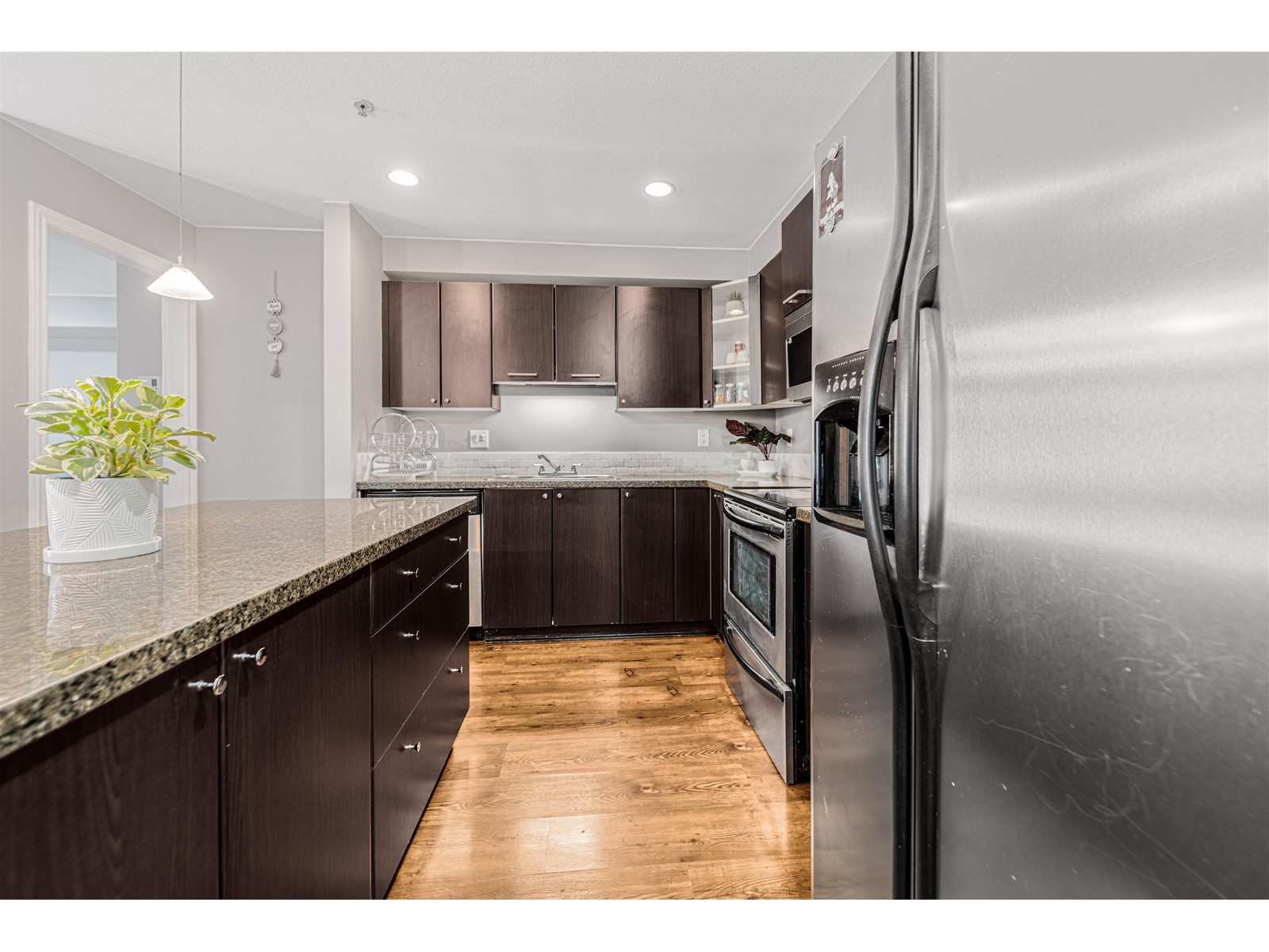 Photo 2 of 109 5454 198 Street, Langley BC