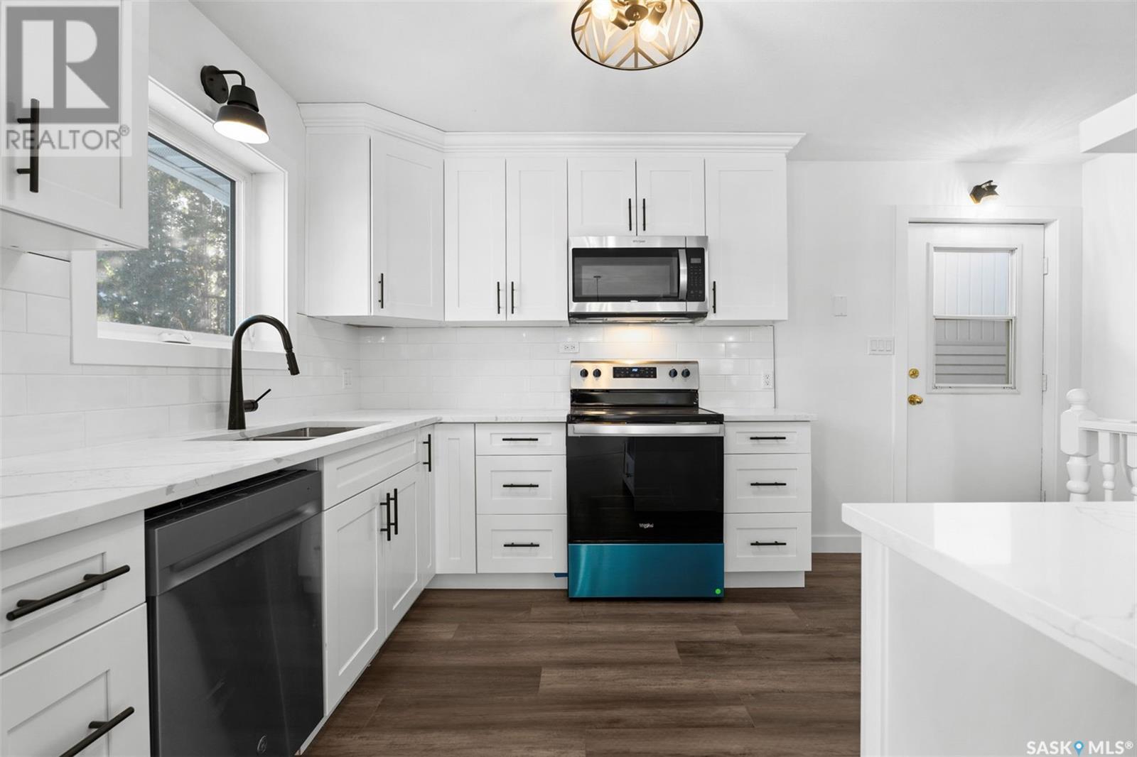 Photo 23 of 143 Girgulis Crescent, Saskatoon SK