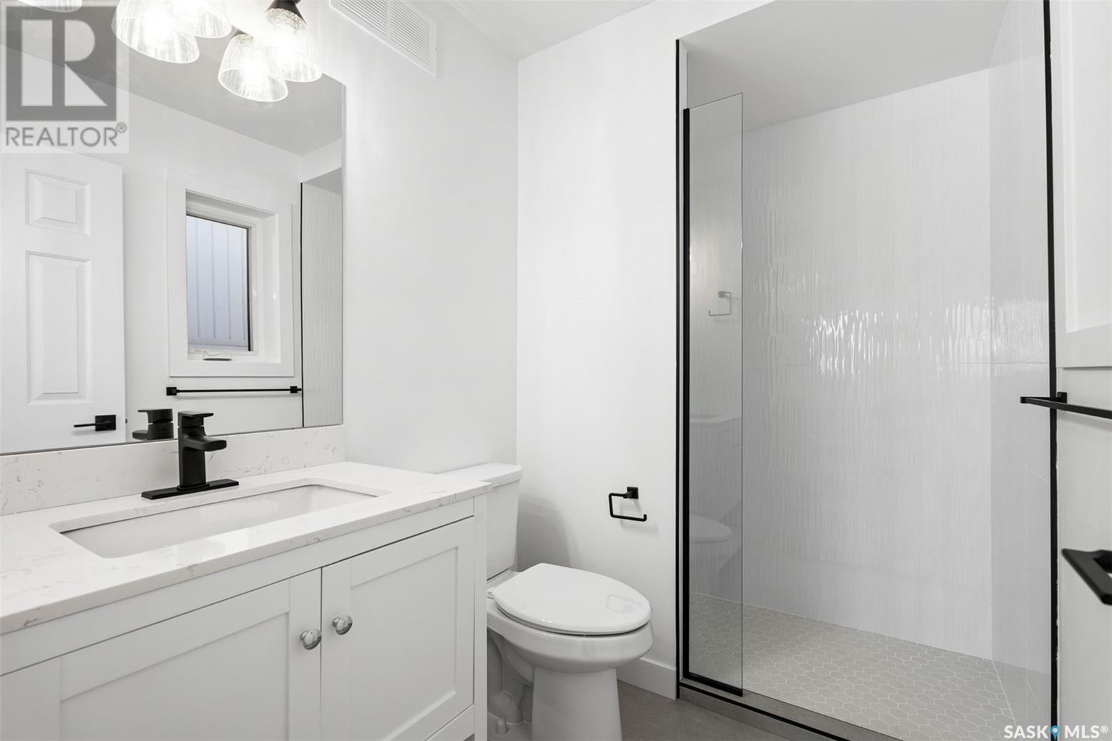 Photo 17 of 143 Girgulis Crescent, Saskatoon SK