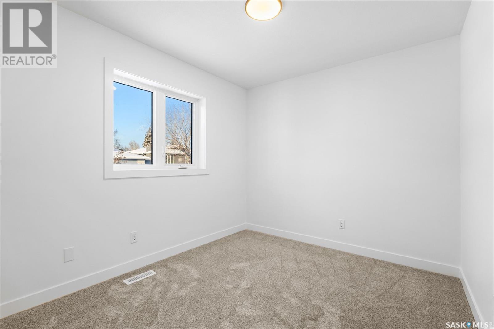 Photo 41 of 143 Girgulis Crescent, Saskatoon SK