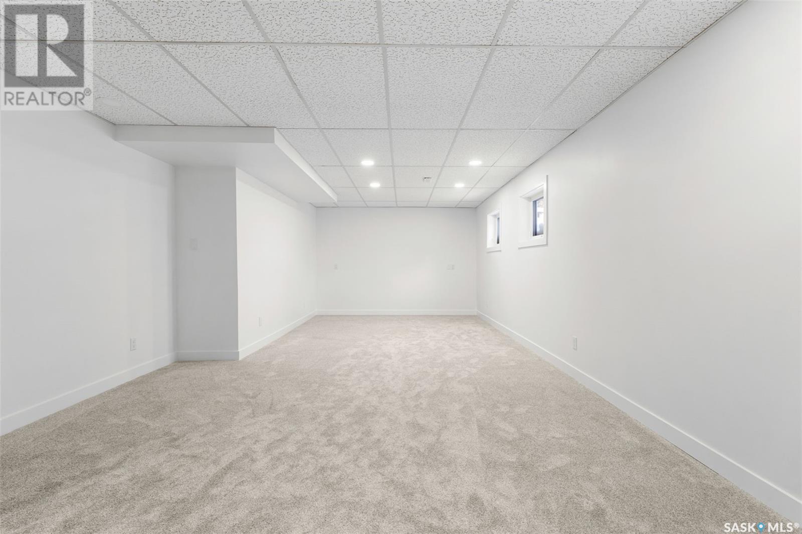 Photo 7 of 143 Girgulis Crescent, Saskatoon SK