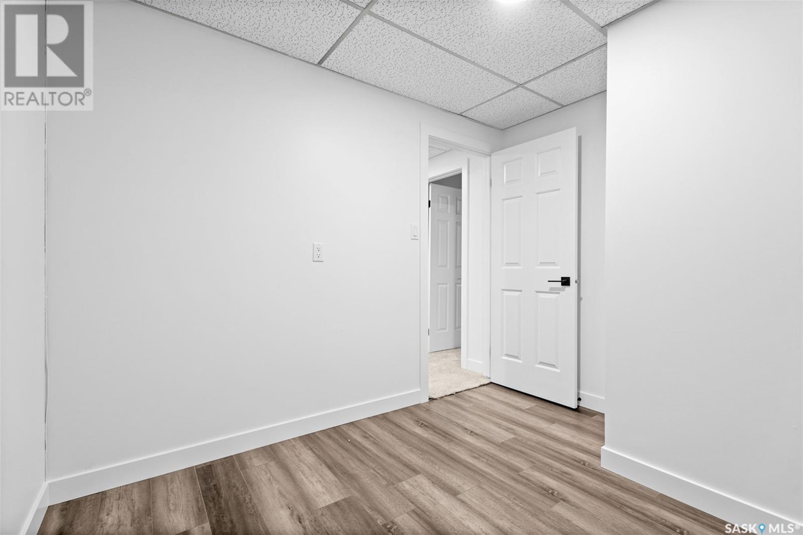 Photo 37 of 143 Girgulis Crescent, Saskatoon SK