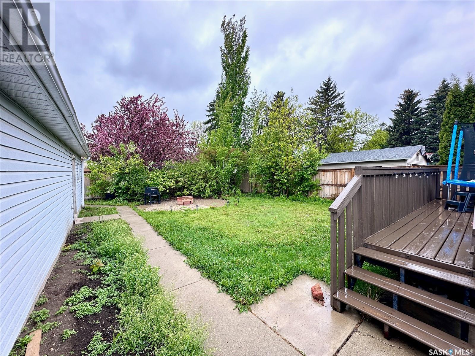 Photo 18 of 143 Girgulis Crescent, Saskatoon SK