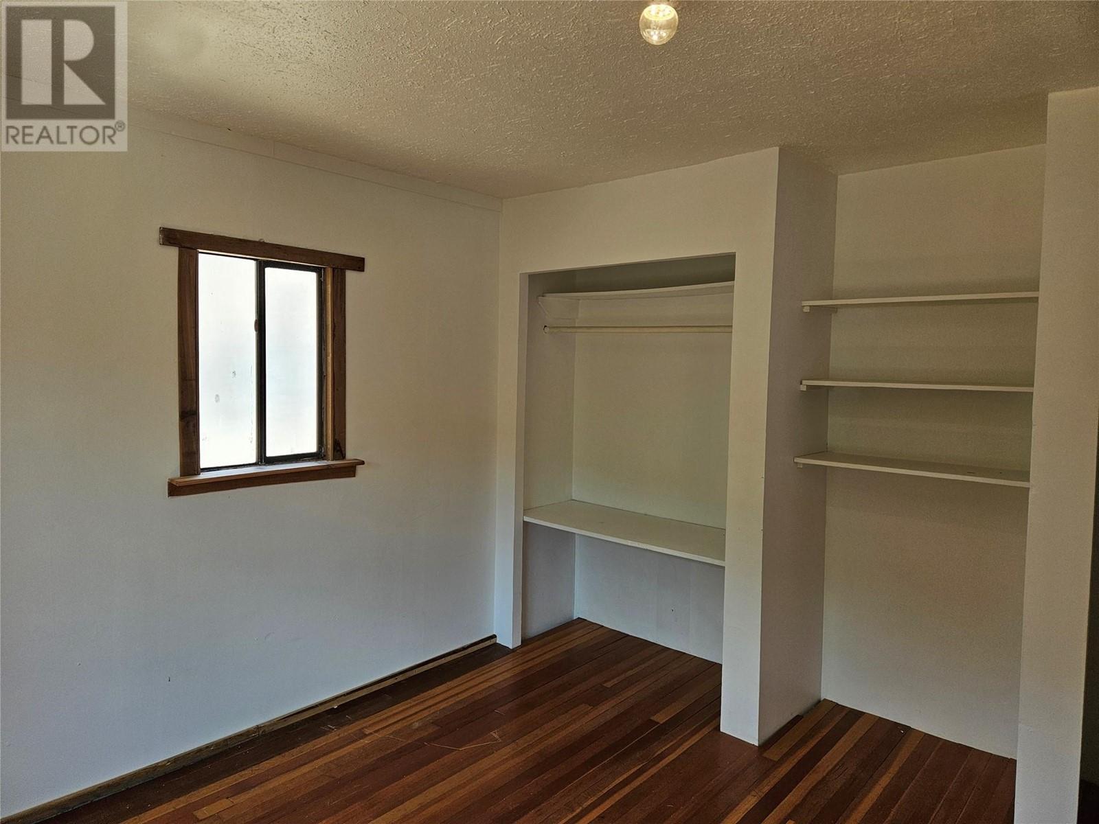 2149 Main Street, Cawston