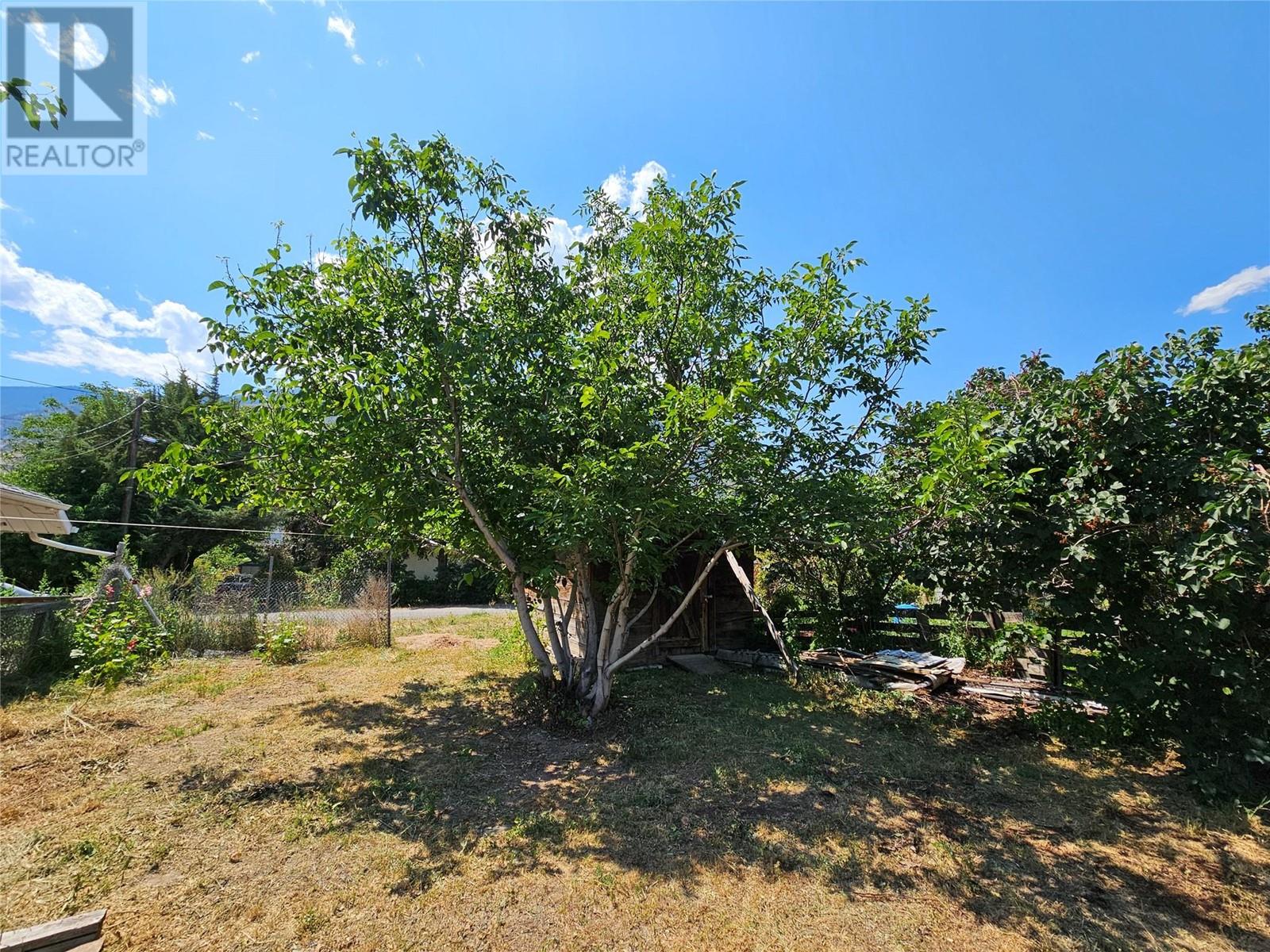 2149 Main Street, Cawston