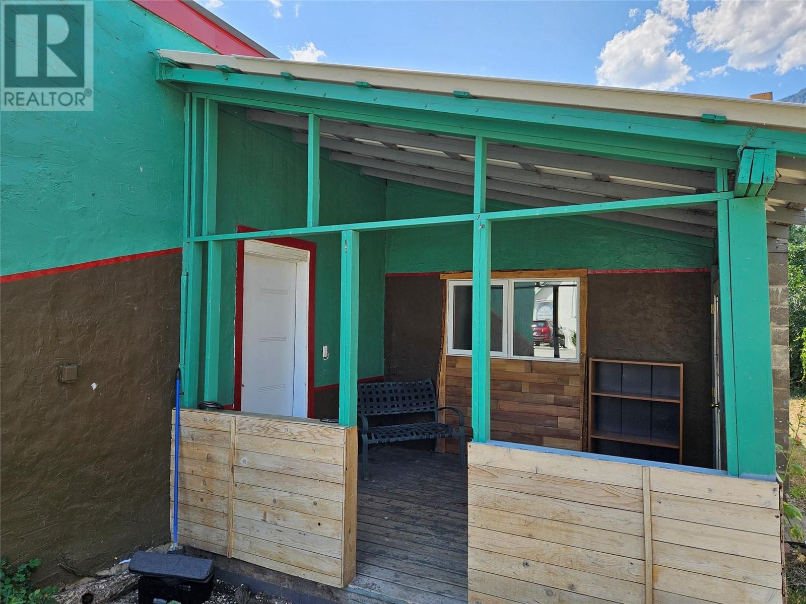 2149 Main Street, Cawston