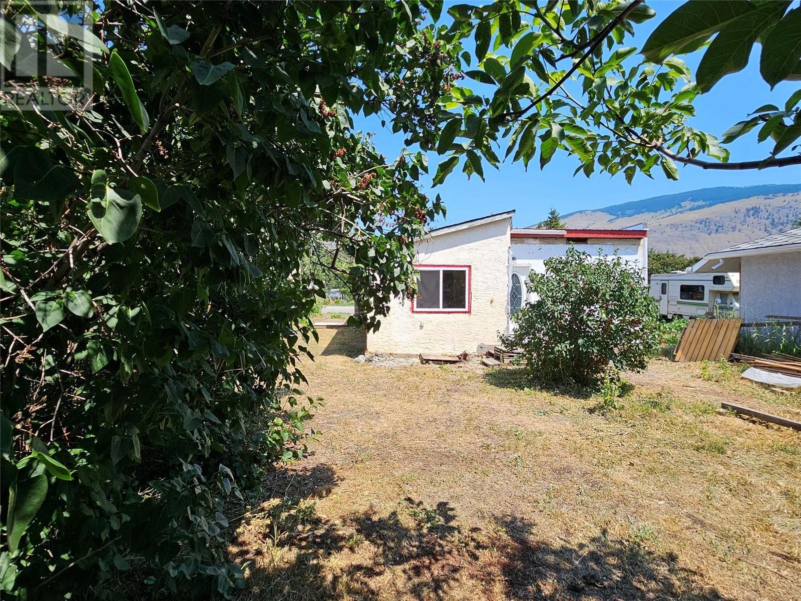 2149 Main Street, Cawston