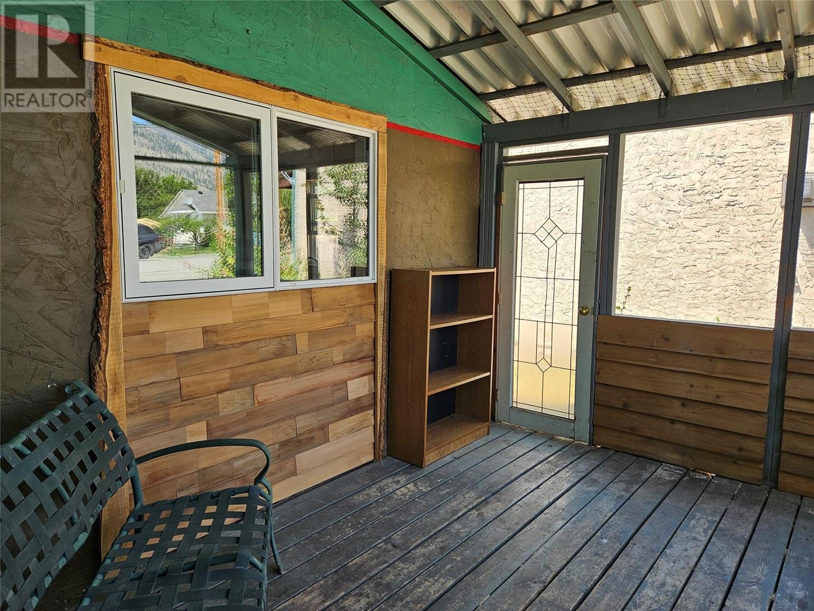 2149 Main Street, Cawston
