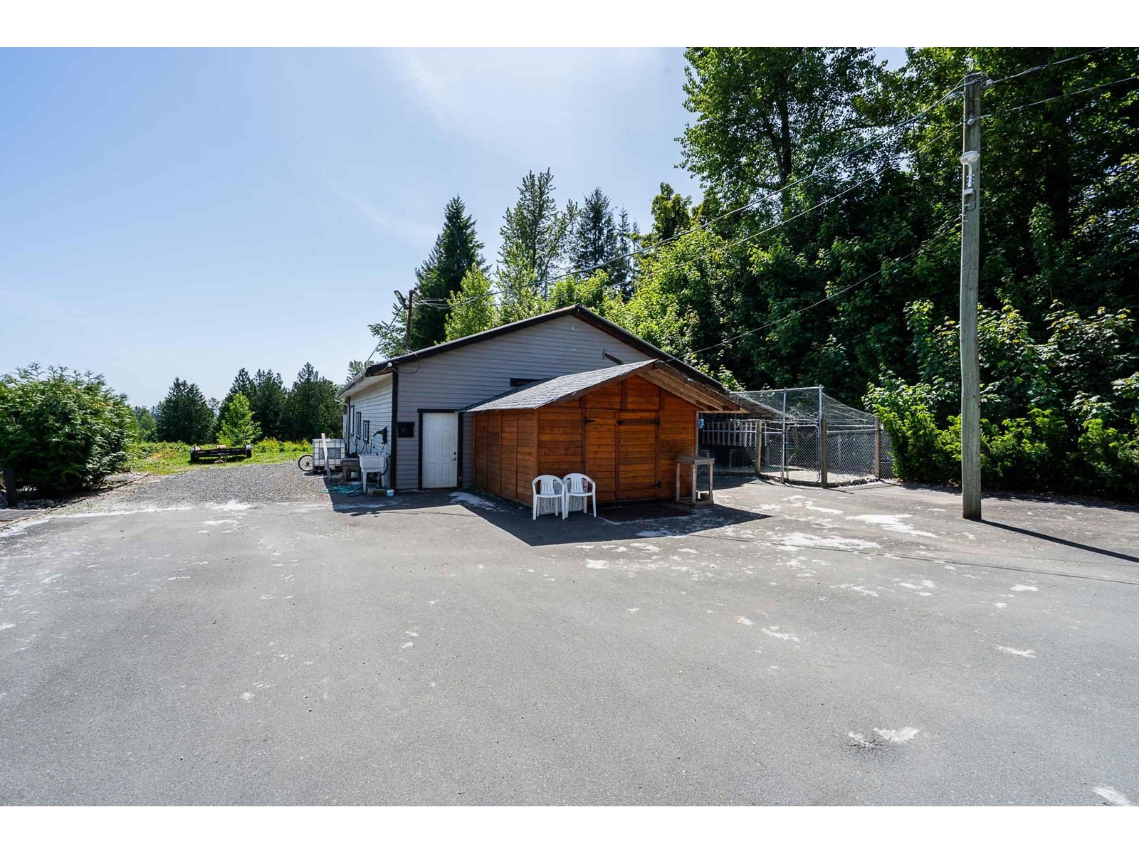 Photo 24 of 28422 Fraser Highway, Abbotsford BC