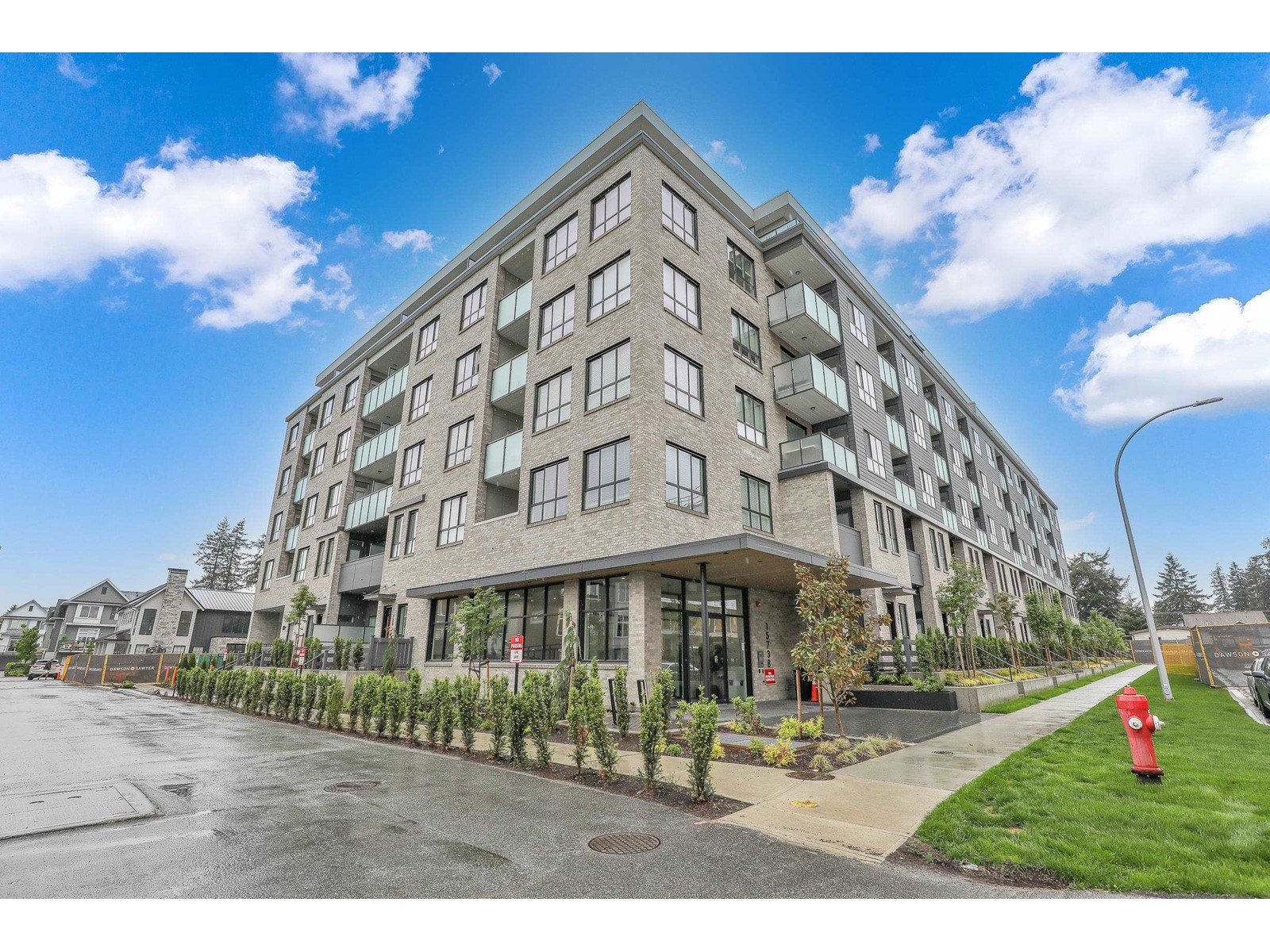 Photo 1 of 102 15738 85 Avenue, Surrey BC