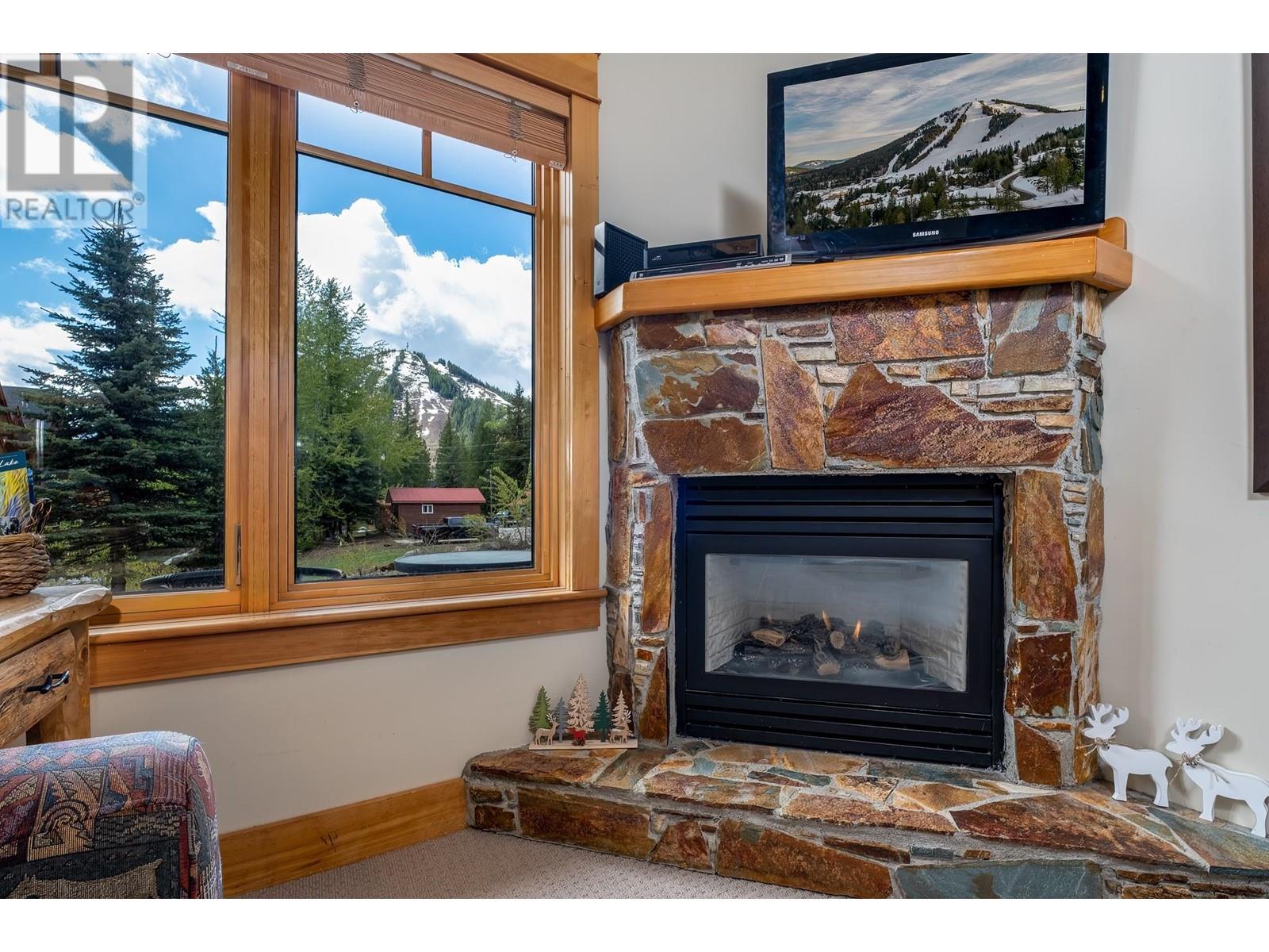 1080 OLAUS Way Unit# 1A, Rossland