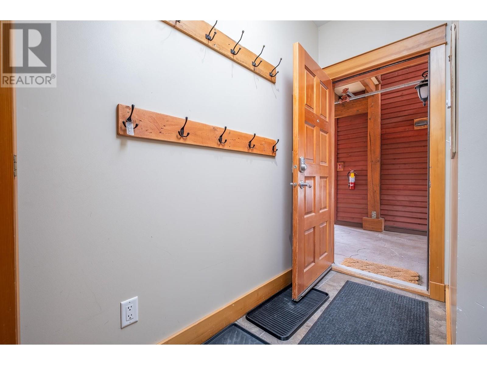1080 OLAUS Way Unit# 1A, Rossland