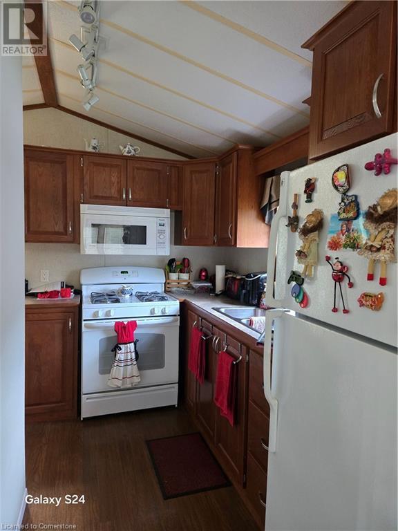 Photo 15 of 2490 Governors Road Unit 34 Second, Ancaster ON