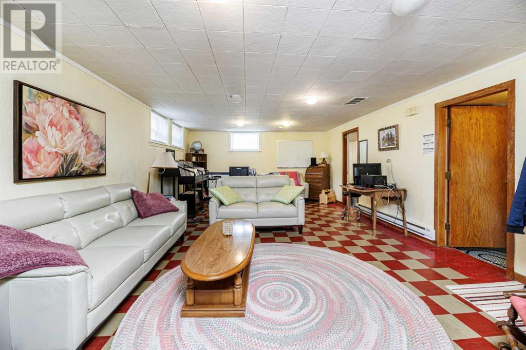 5825 45 Avenue, Red Deer