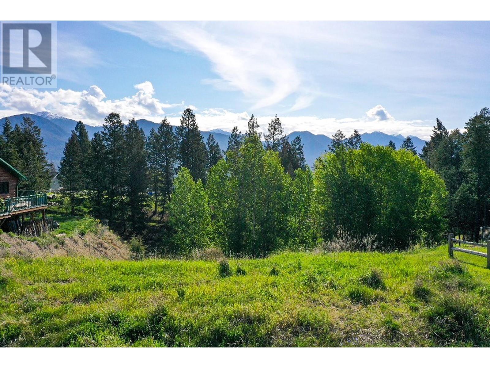 Photo 12 of 2161 Pinetree Place, Invermere BC