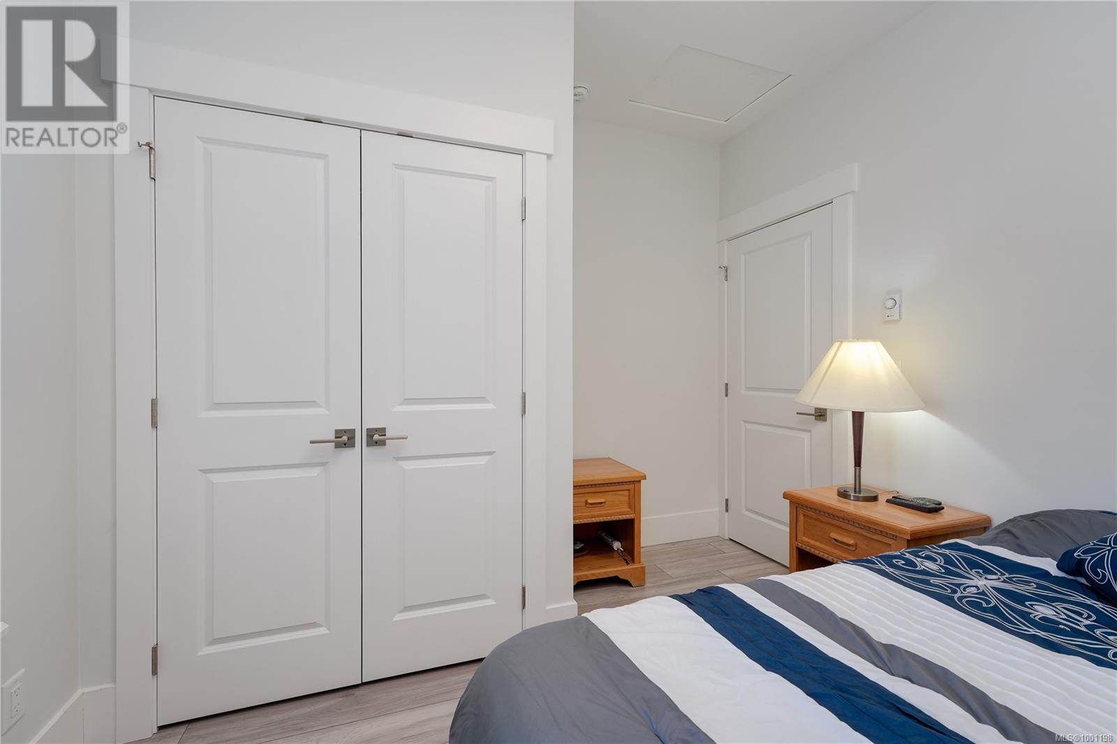 38 300 Grosskleg Way, Lake Cowichan