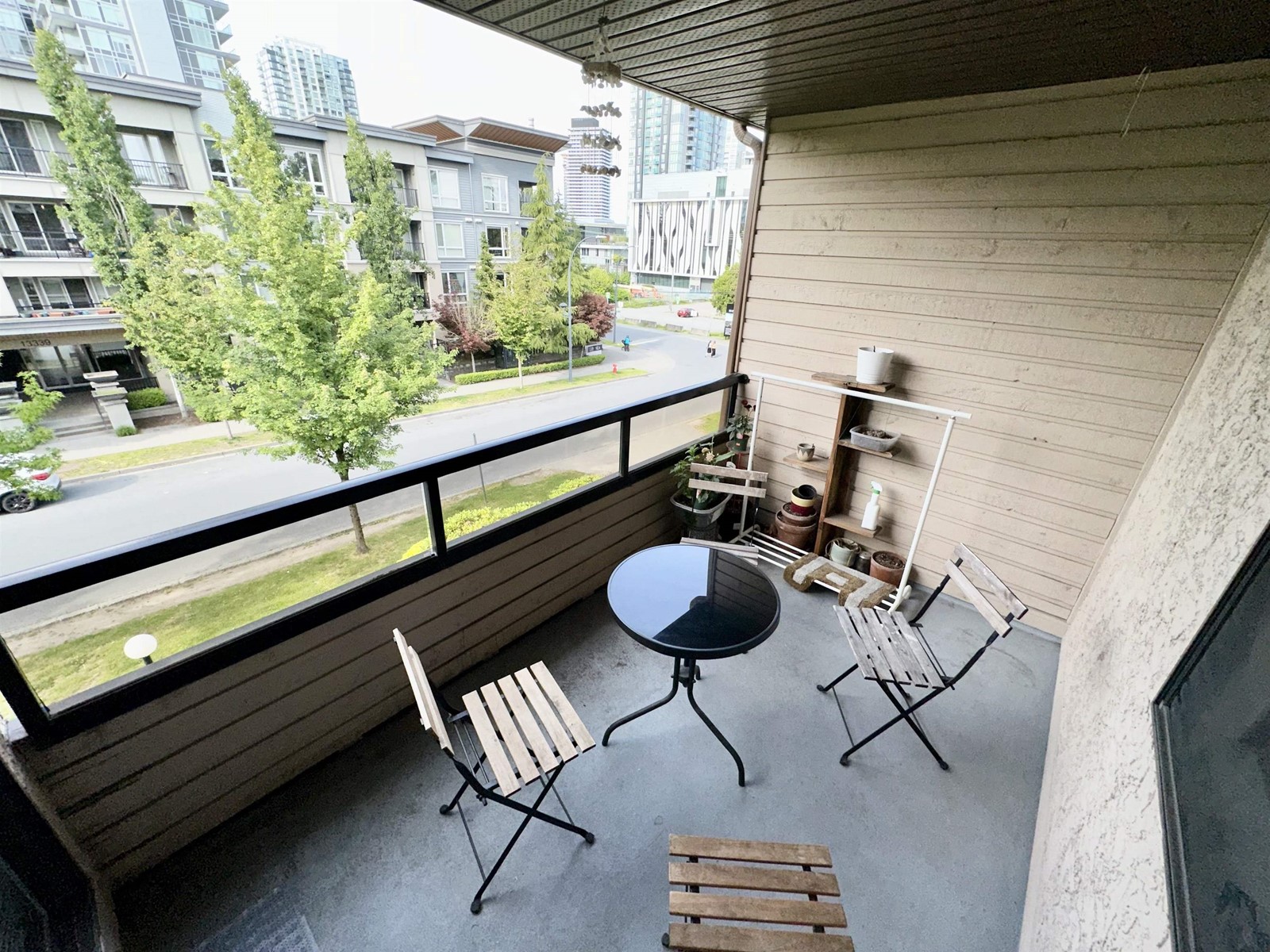 Photo 8 of 311 13344 102 A Avenue, Surrey BC