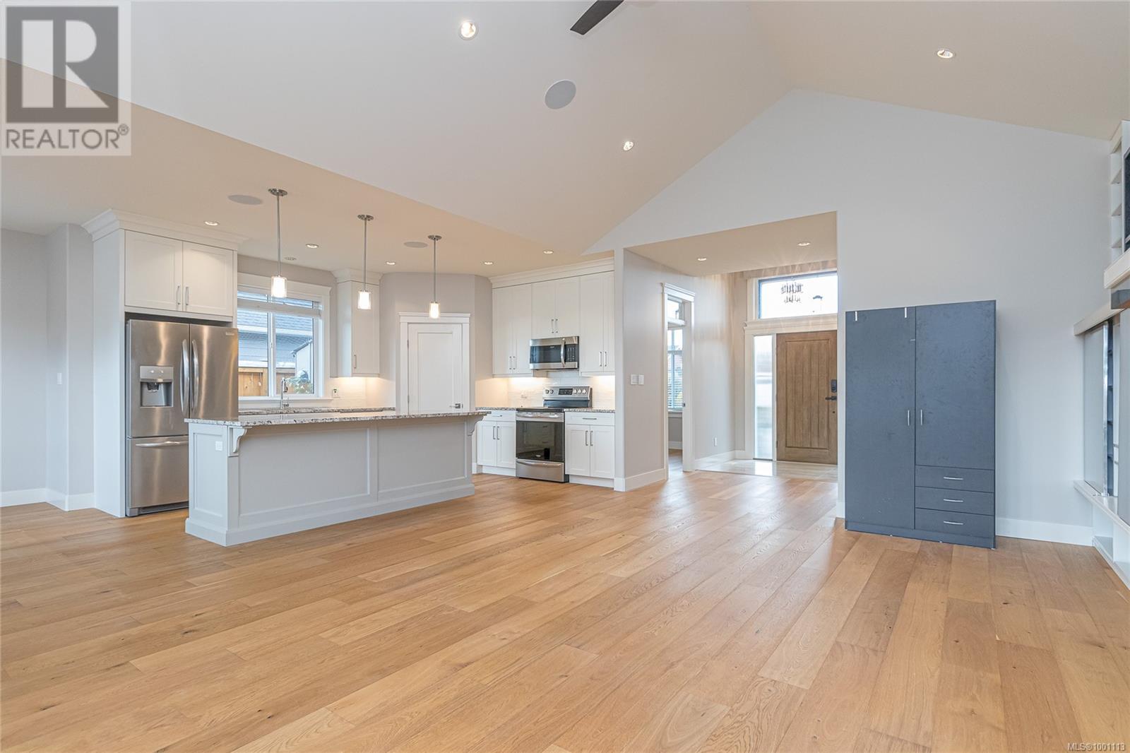 236 Amity Way, Parksville real estate listing 1001113