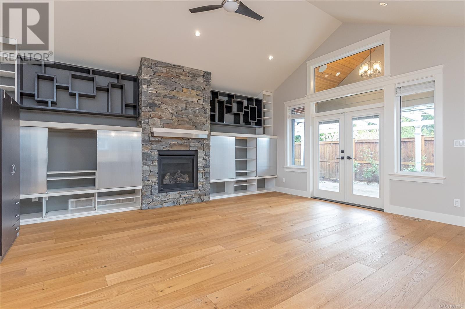 236 Amity Way, Parksville real estate listing 1001113