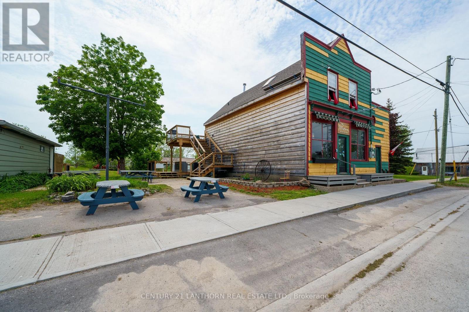 Photo 8 of 3048 County Road 10 Road, Prince Edward County ON