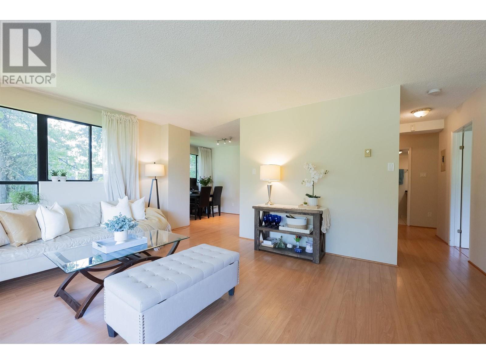 Photo 16 of 302 1026 Queens Avenue, New Westminster BC