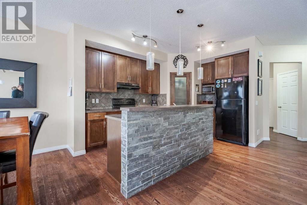 Photo 6 of 93 Copperleaf Way Se, Calgary AB