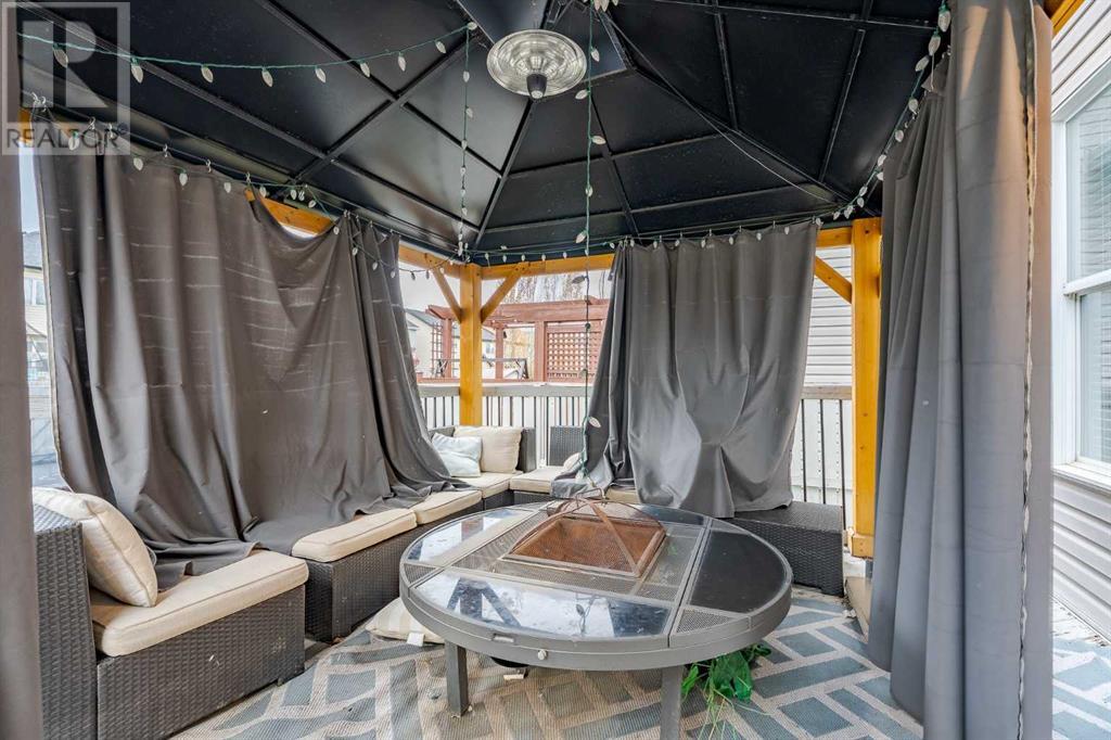 Photo 37 of 93 Copperleaf Way Se, Calgary AB