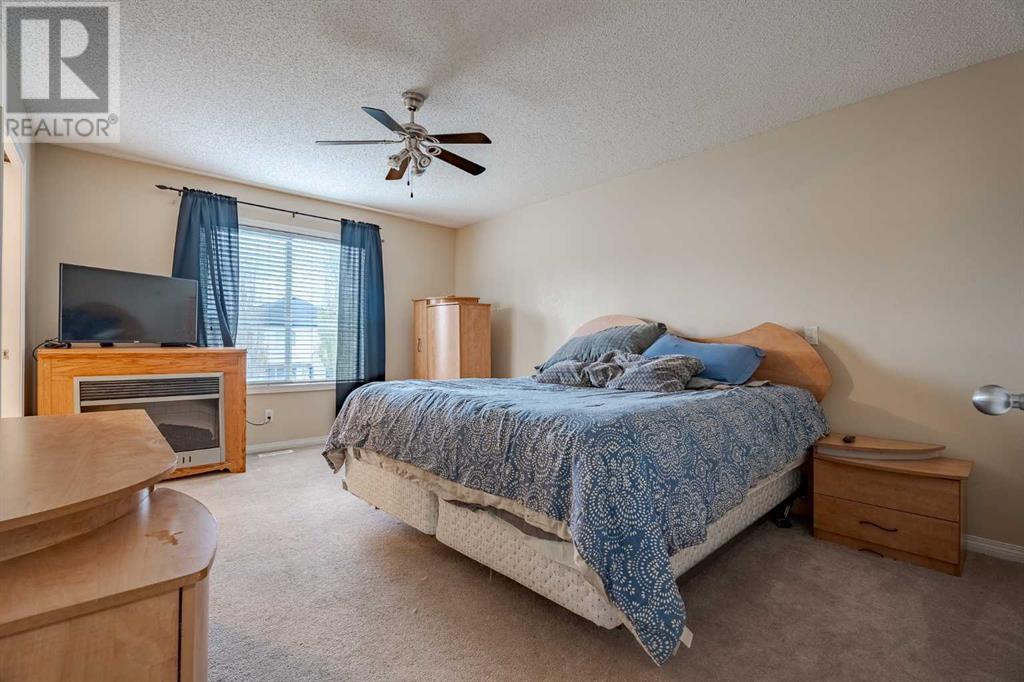 Photo 19 of 93 Copperleaf Way Se, Calgary AB