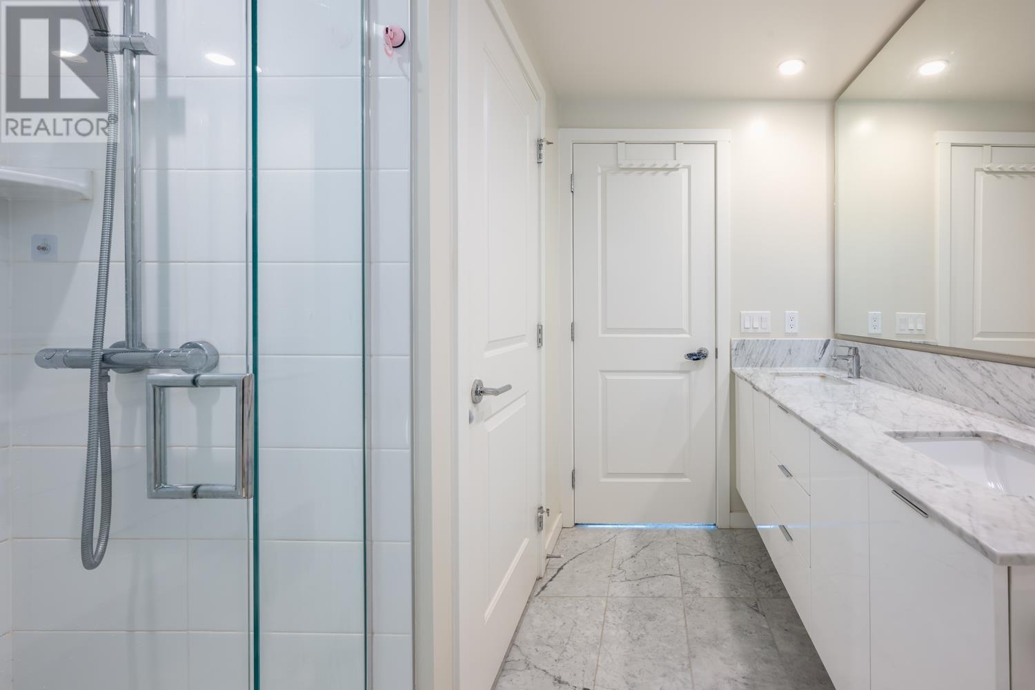 #709-7368 GOLLNER Avenue, Richmond