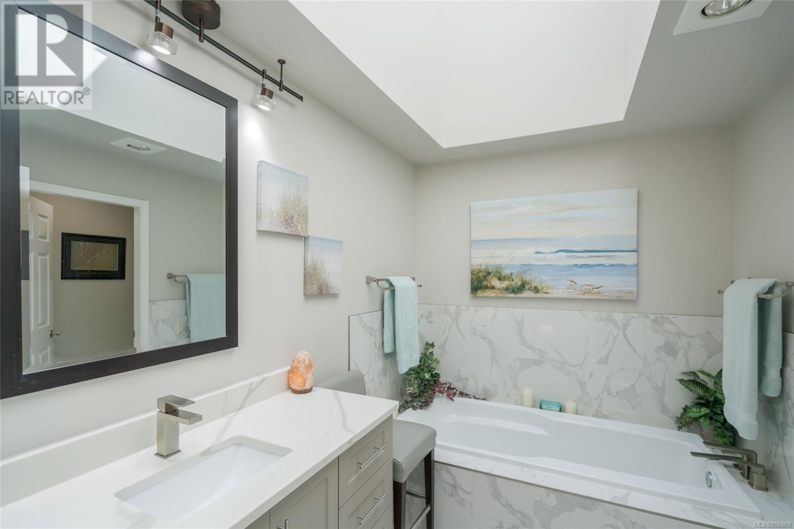 1150 LEE RD - Image 16