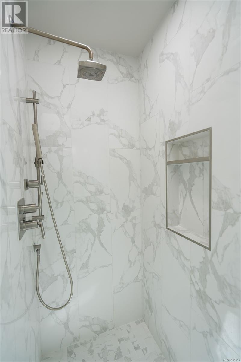 1150 LEE RD - Image 17