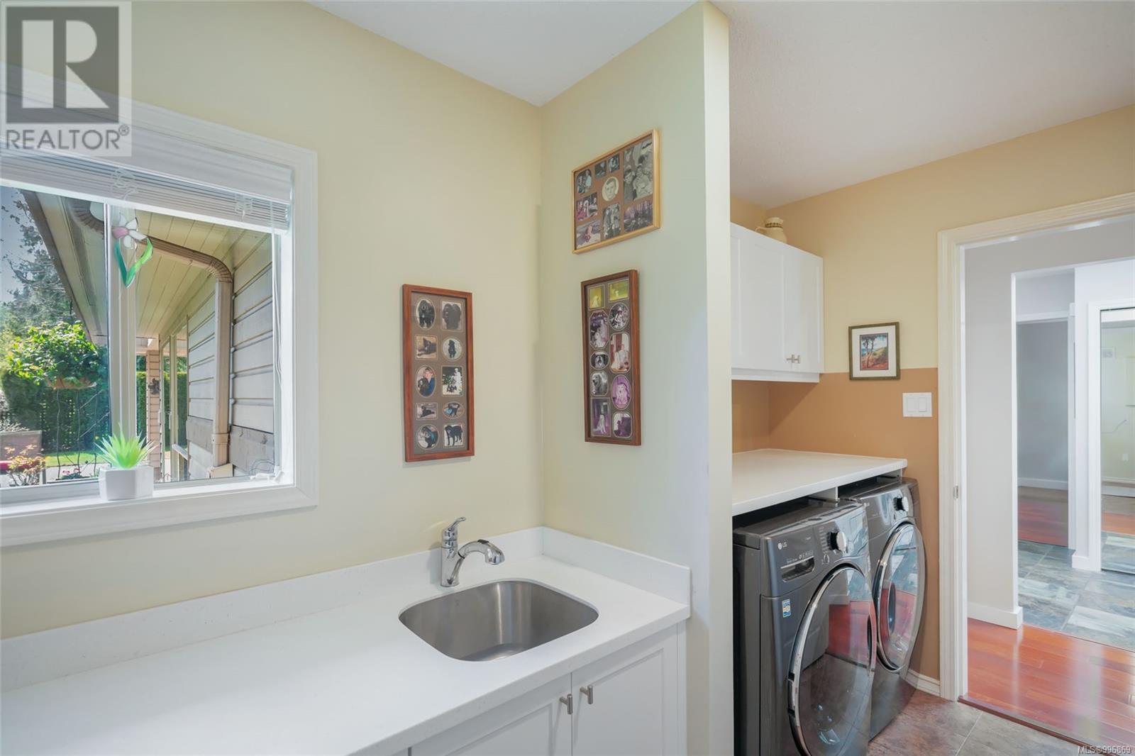 1150 LEE RD - Image 20