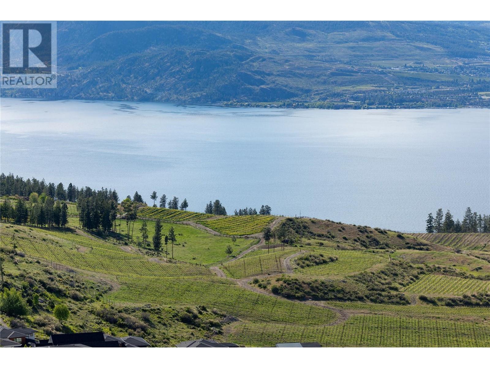 111 5650 The Edge Place, Kelowna