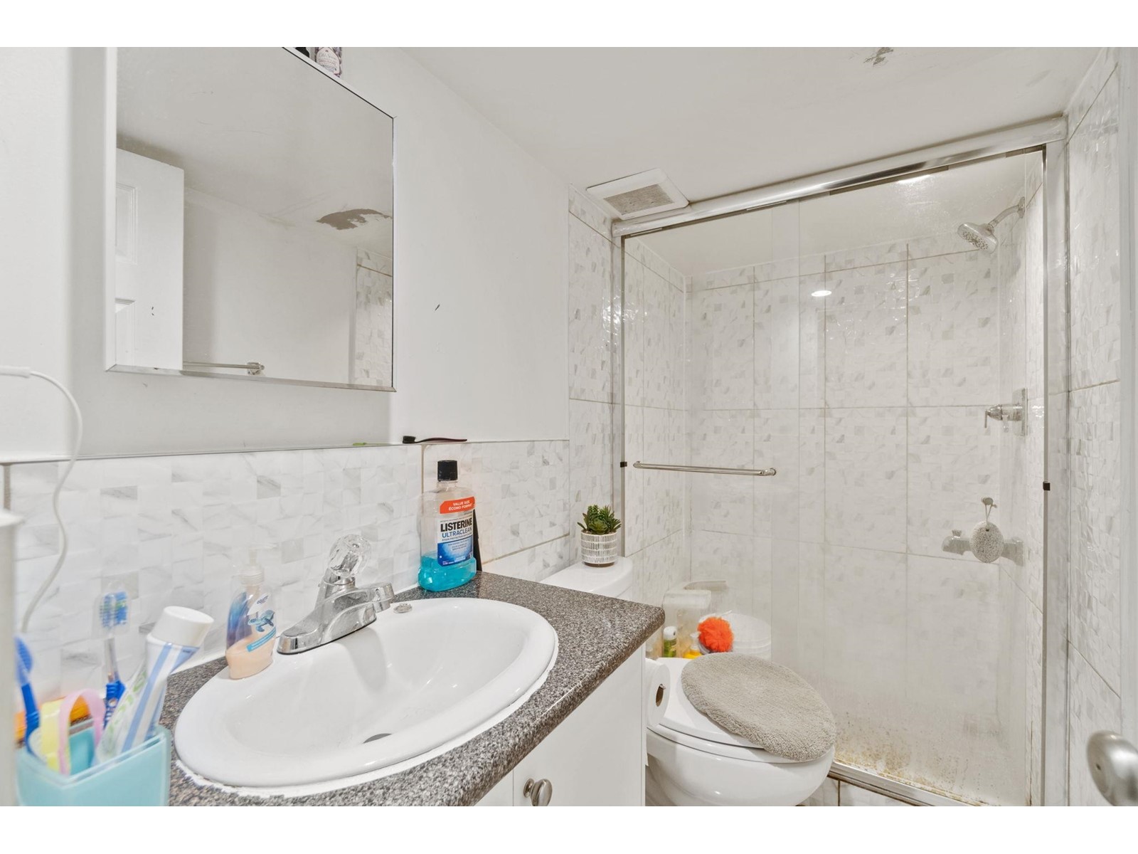 Photo 20 of 11625 99 Avenue, Surrey BC
