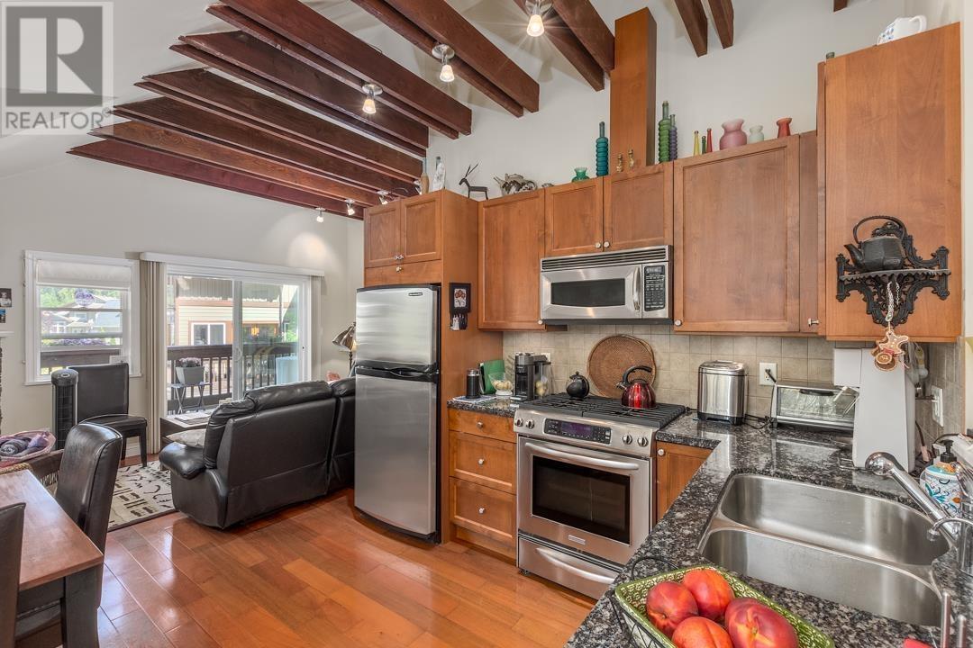 1002 BALSAM PLACE, Squamish real estate listing R3000278