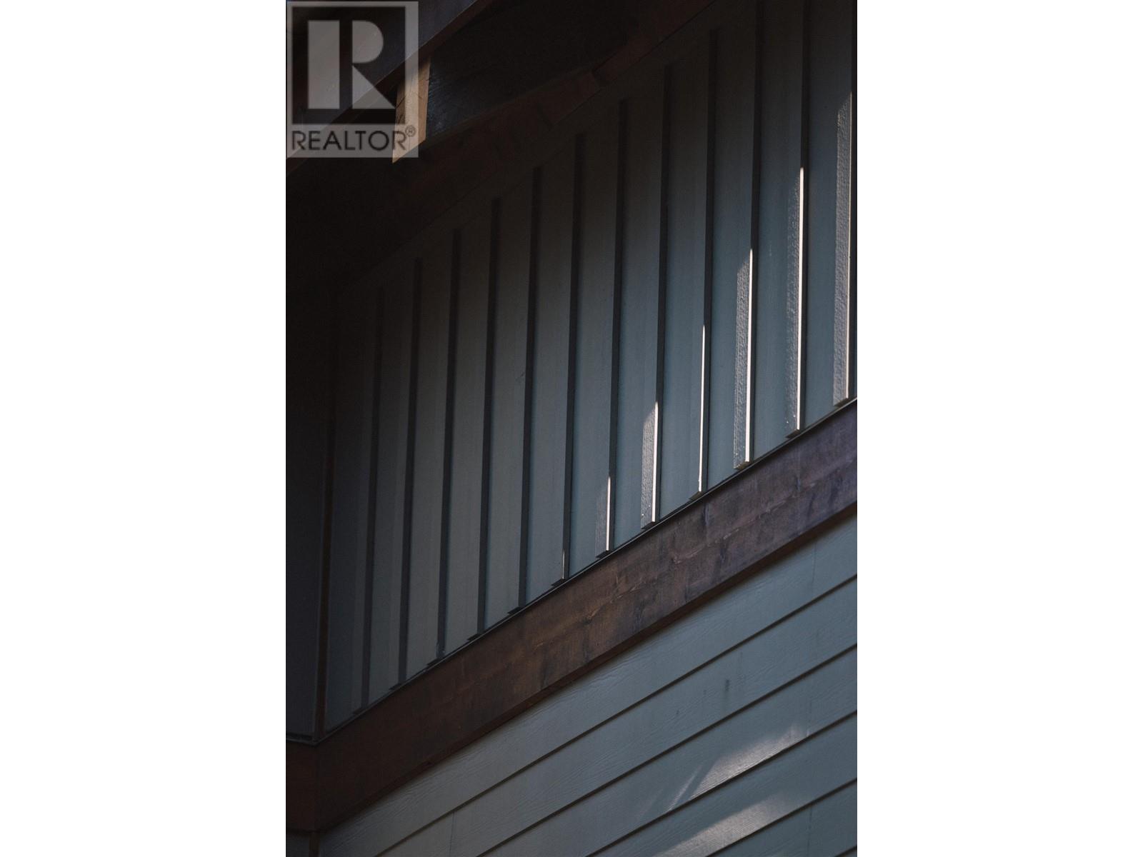 1002 BALSAM PLACE, Squamish real estate listing R3000278