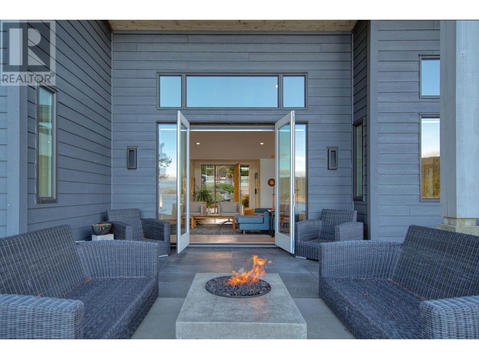 7503 EUREKA PLACE, Halfmoon Bay