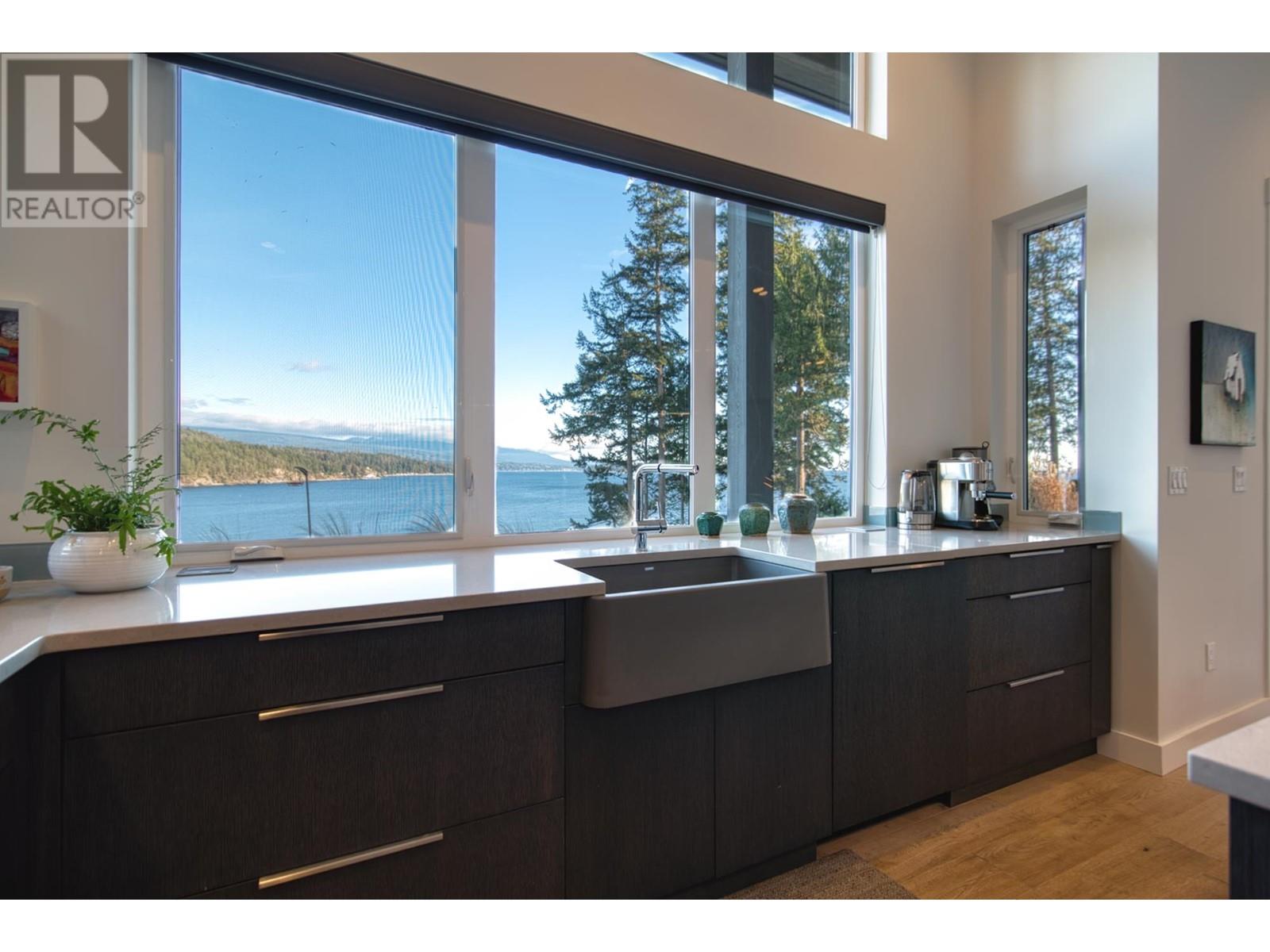 7503 EUREKA PLACE, Halfmoon Bay