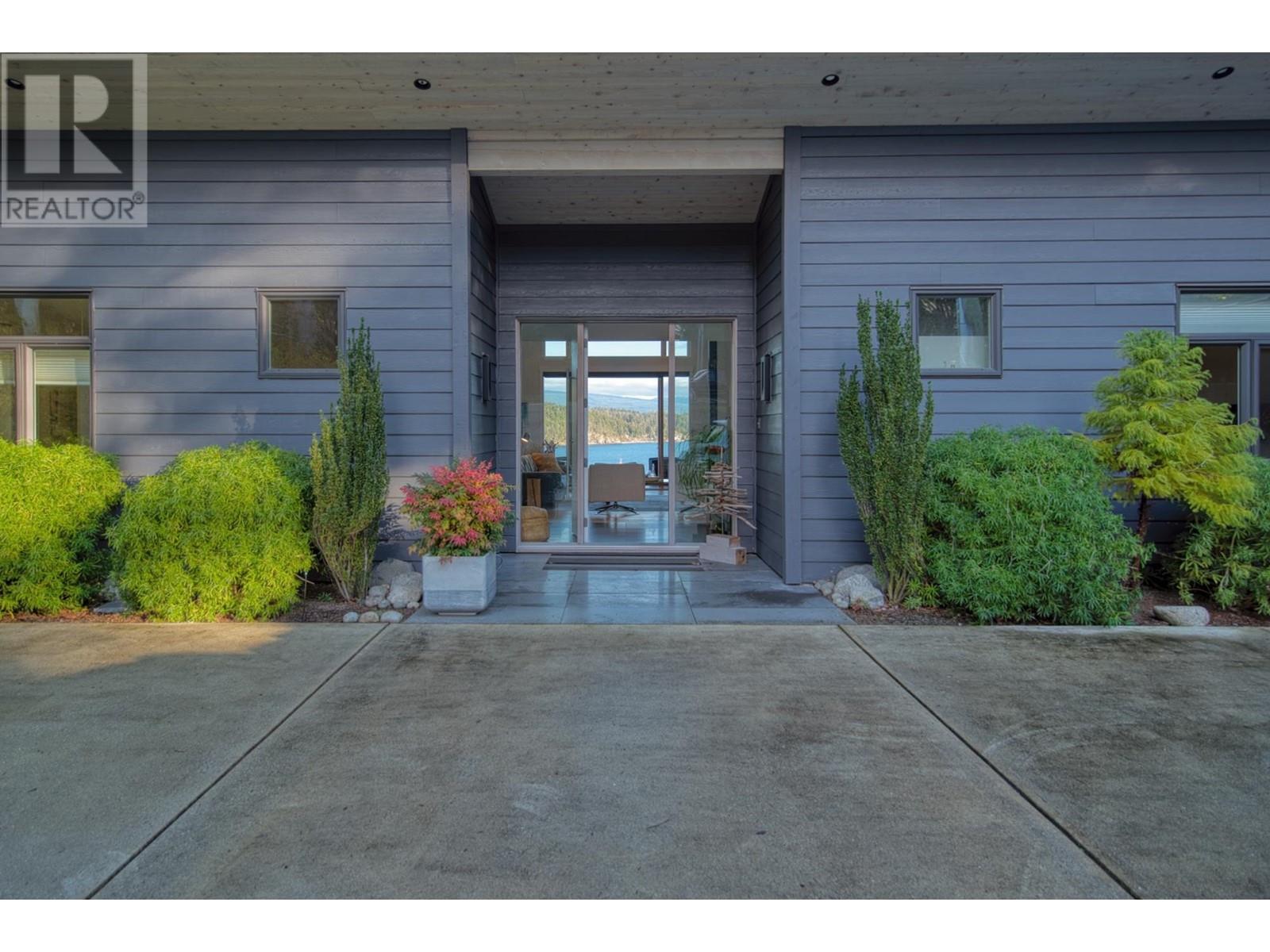 7503 EUREKA PLACE, Halfmoon Bay