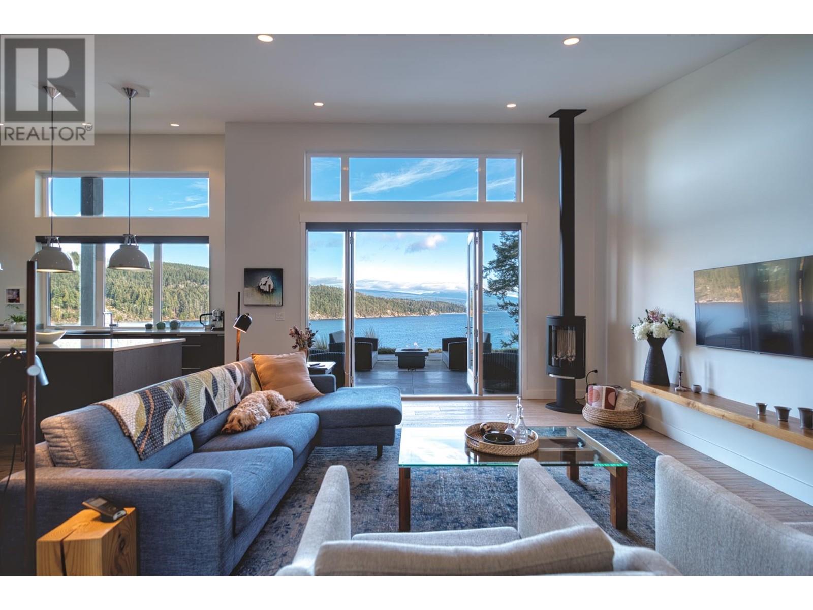 7503 EUREKA PLACE, Halfmoon Bay
