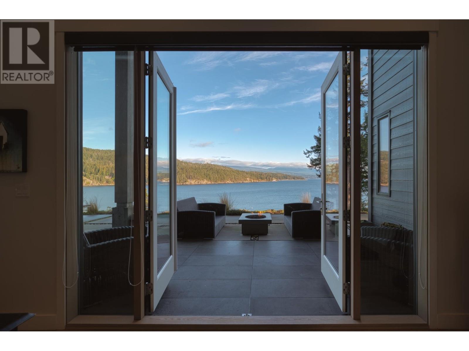 7503 EUREKA PLACE, Halfmoon Bay