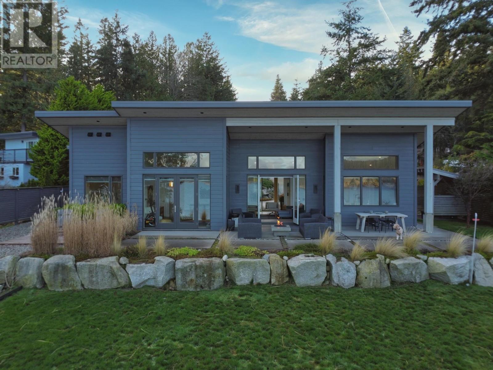 7503 EUREKA PLACE, Halfmoon Bay