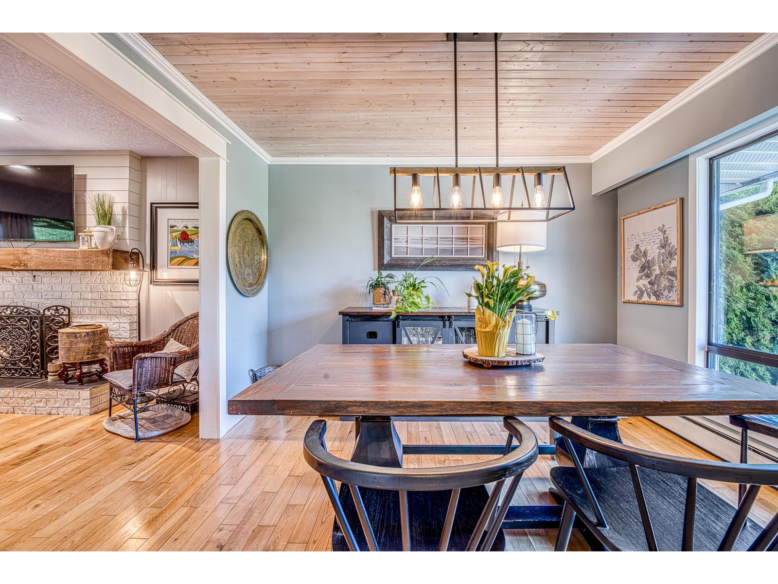 15461 ROPER AVENUE, White Rock real estate listing R2978789