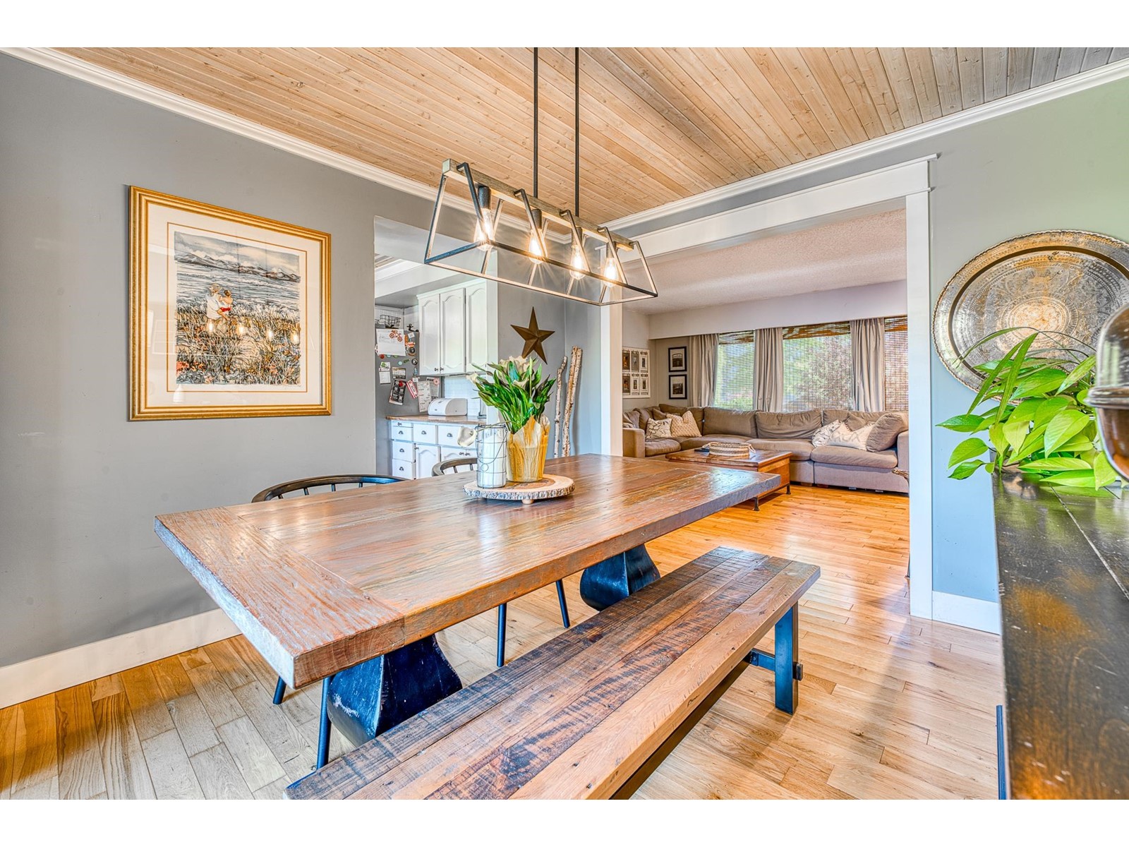 15461 ROPER AVENUE, White Rock real estate listing R2978789